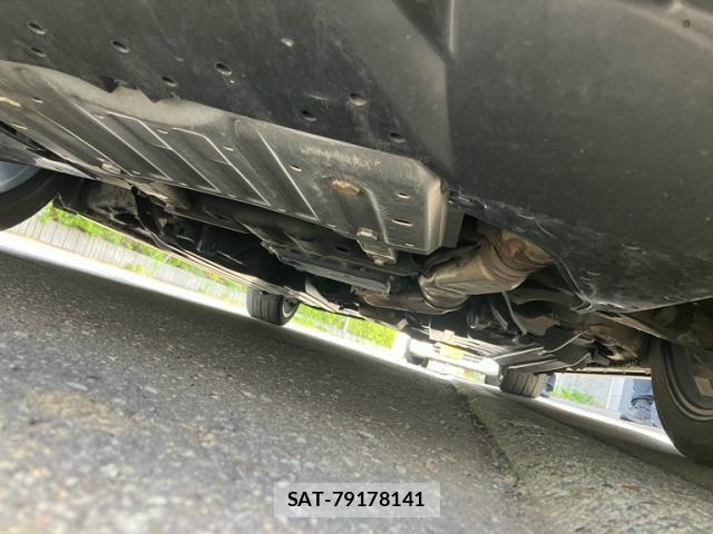 Subaru LEVORG 2017-08 7220787-22