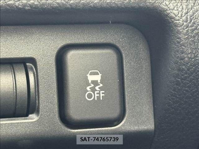 Subaru LEVORG 2015-09 7220776-24