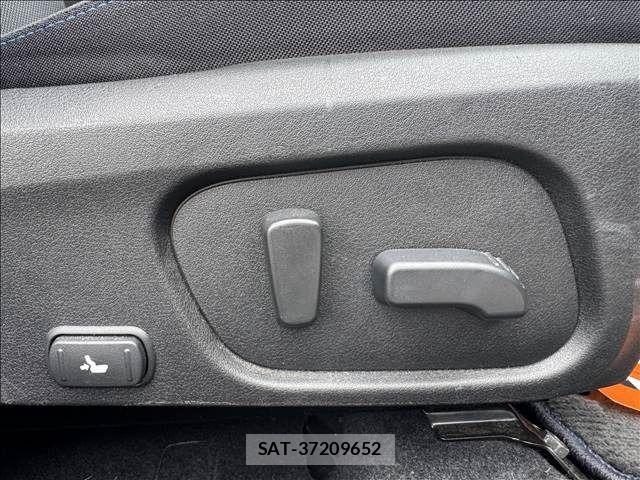 Subaru LEVORG 2016-01 7220786-28