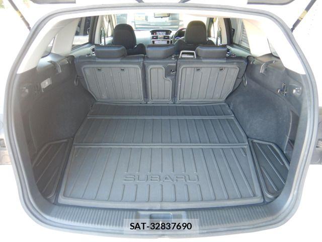 Subaru LEVORG 2017-10 7220790-17