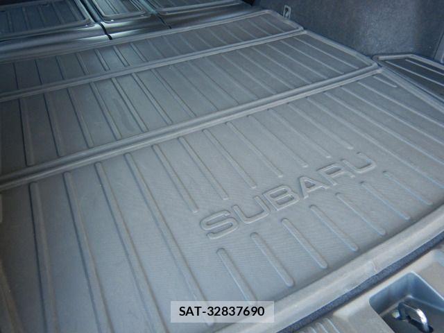 Subaru LEVORG 2017-10 7220790-19