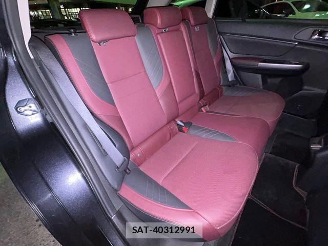 Subaru LEVORG 2017-01 7272206-10
