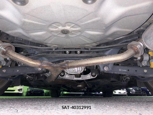 Subaru LEVORG 2017-01 7272206-18