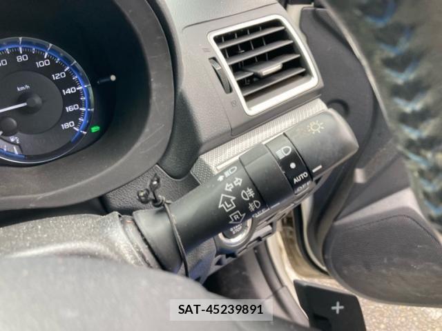 Subaru LEVORG 2015-07 7272213-19