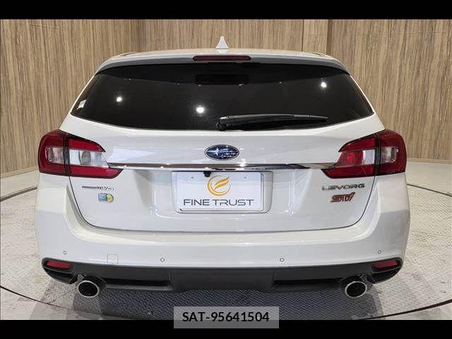 Subaru LEVORG 2017-08 7327981-17