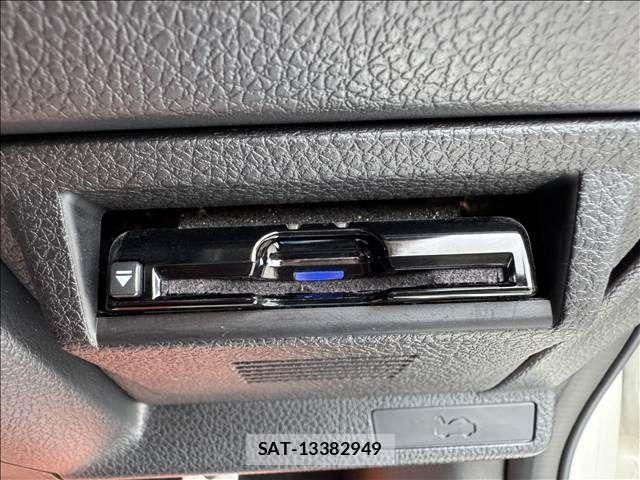 Subaru LEVORG 2017-03 7358444-22