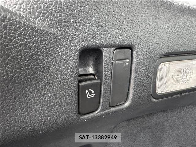 Subaru LEVORG 2017-03 7358444-23