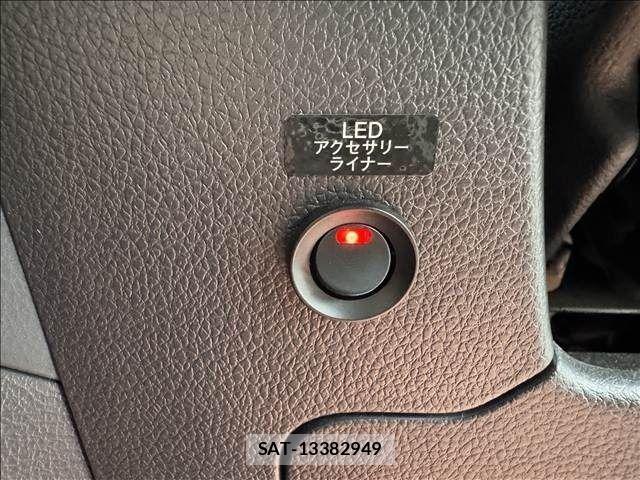 Subaru LEVORG 2017-03 7358444-24
