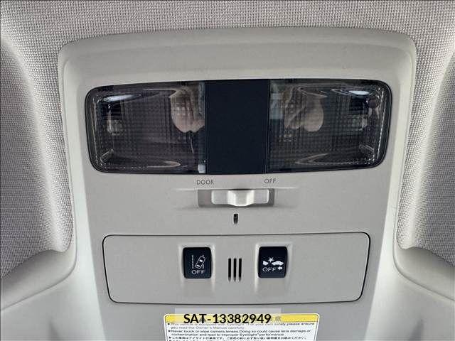 Subaru LEVORG 2017-03 7358444-29