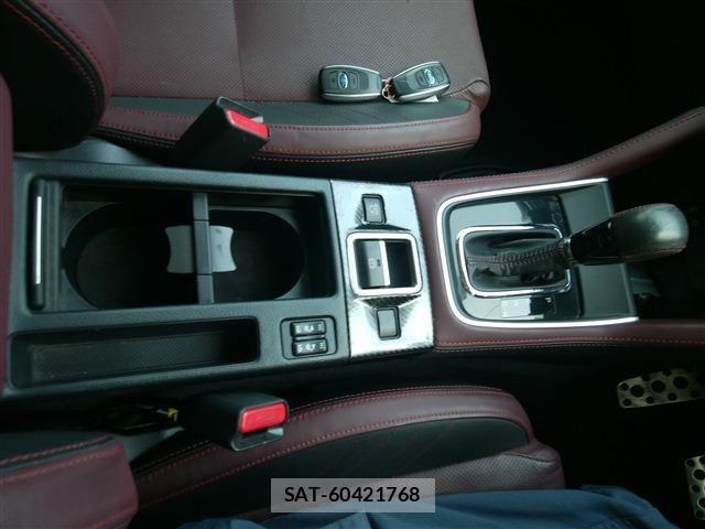 Subaru LEVORG 2017-10 7392633-12