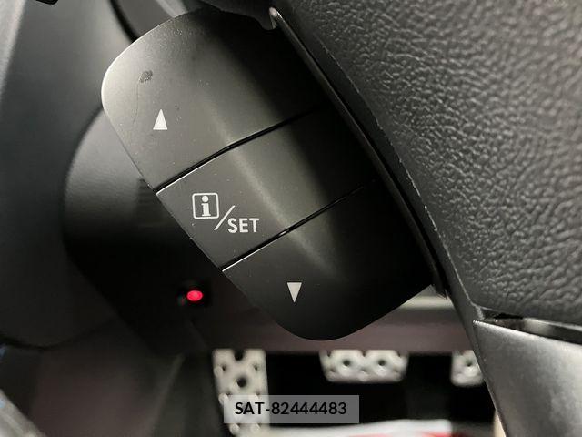 Subaru LEVORG 2018-07 7392638-17