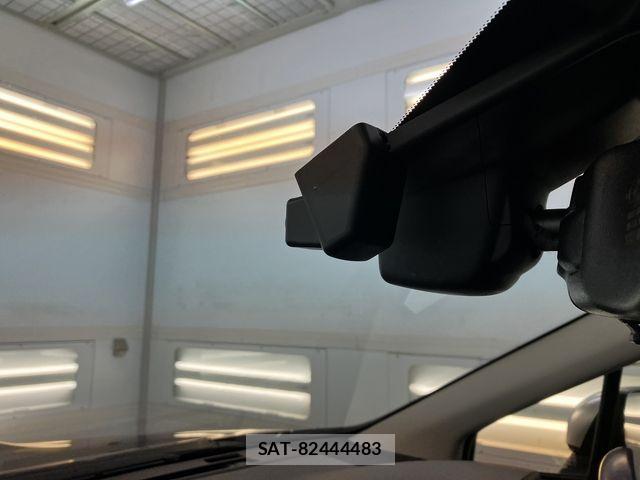 Subaru LEVORG 2018-07 7392638-24