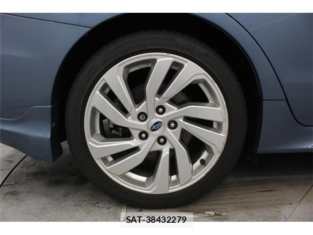 Subaru LEVORG 2017-08 7392644-25