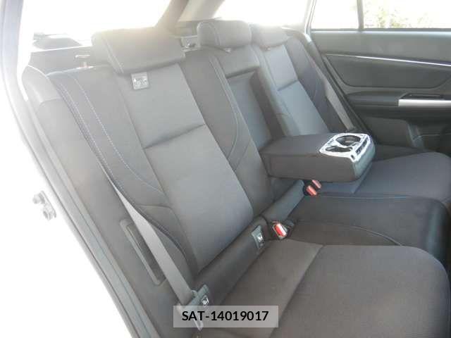 Subaru LEVORG 2018-09 7392640-8