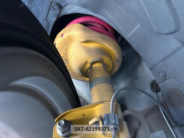 Subaru LEVORG 2017-12 7501231-11