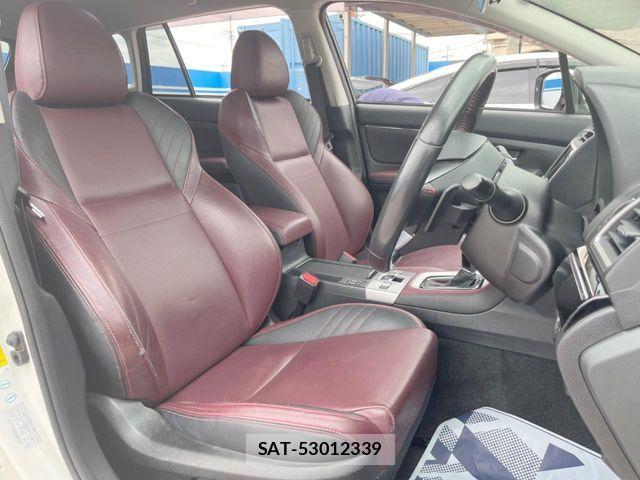 Subaru LEVORG 2016-08 7501233-11