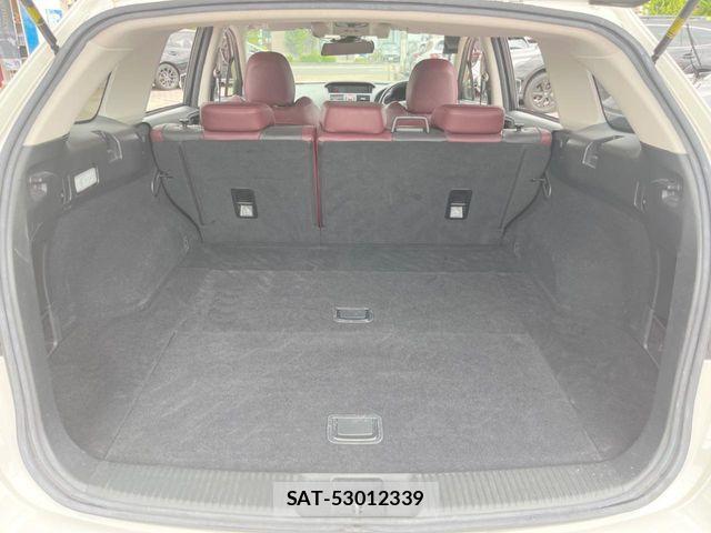 Subaru LEVORG 2016-08 7501233-13