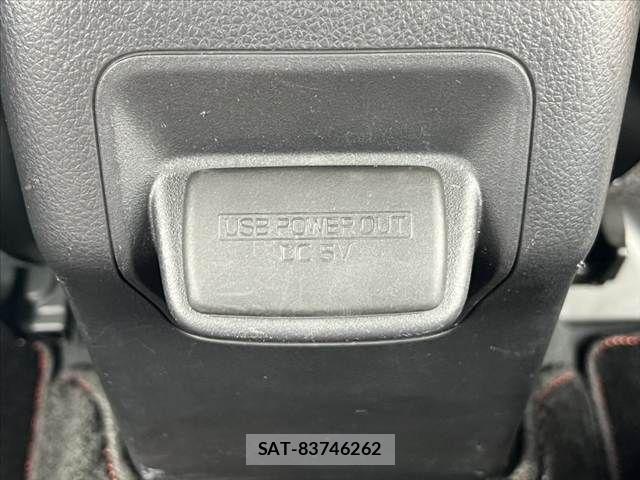 Subaru LEVORG 2017-02 7617591-23