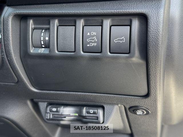 Subaru LEVORG 2023-03 7617569-13