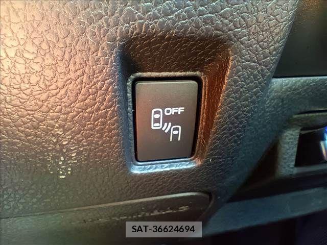 Subaru LEVORG 2017-11 7617597-20