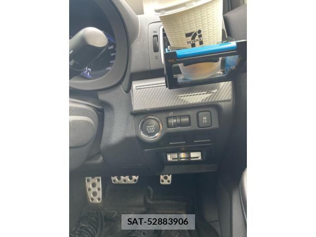 Subaru LEVORG 2015-03 7617609-18