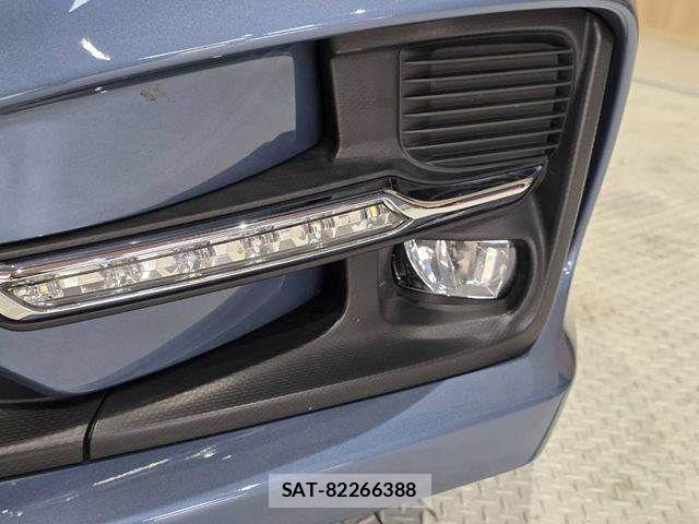 Subaru LEVORG 2018-04 7617596-24
