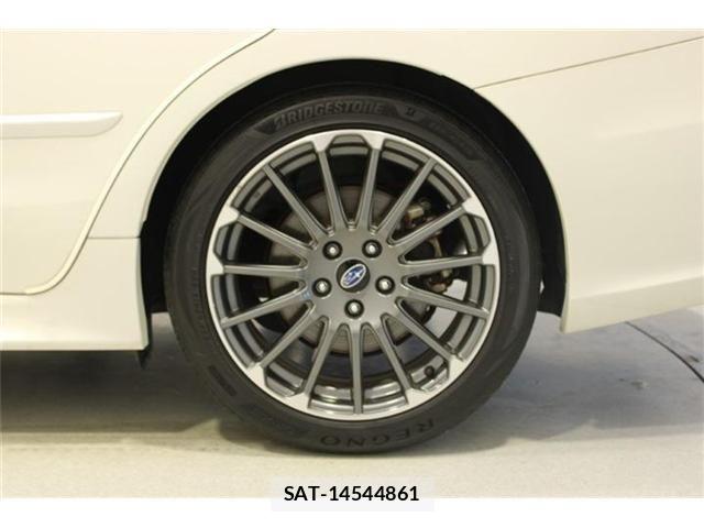 Subaru LEVORG 2019-03 7724977-24