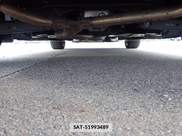 Subaru LEVORG 2017-08 7724952-14