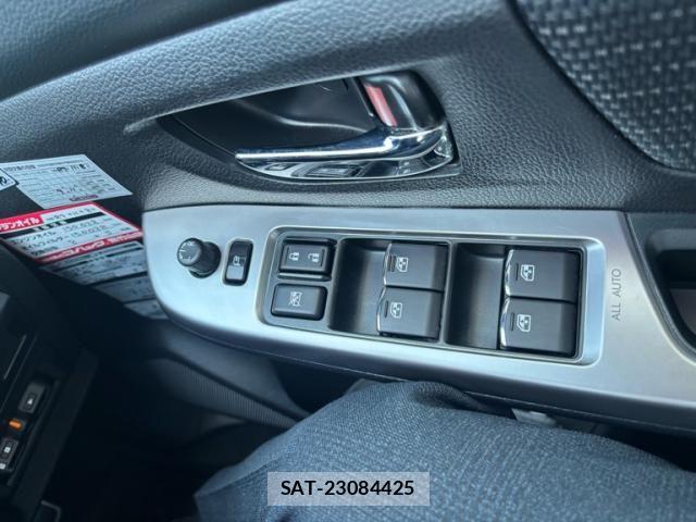 Subaru LEVORG 2016-11 7877305-18