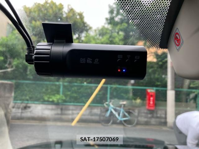 Subaru LEVORG 2016-09 7962366-13