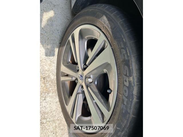 Subaru LEVORG 2016-09 7962366-7
