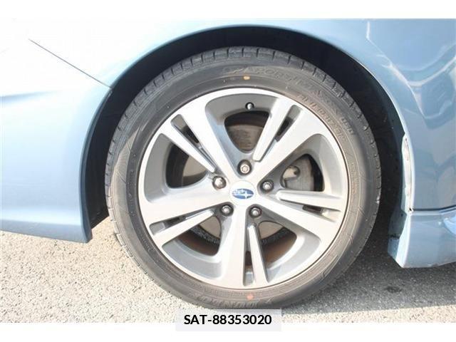 Subaru LEVORG 2017-09 7979736-17