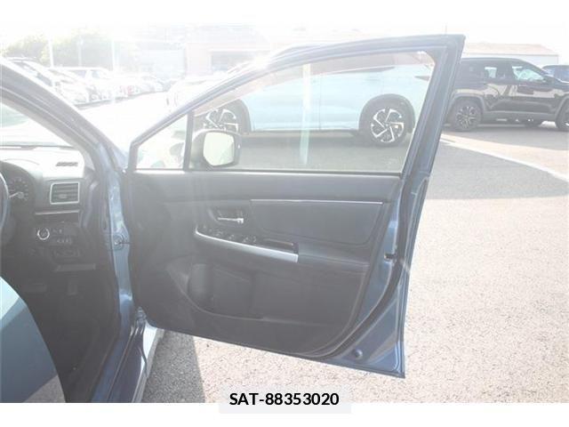 Subaru LEVORG 2017-09 7979736-25