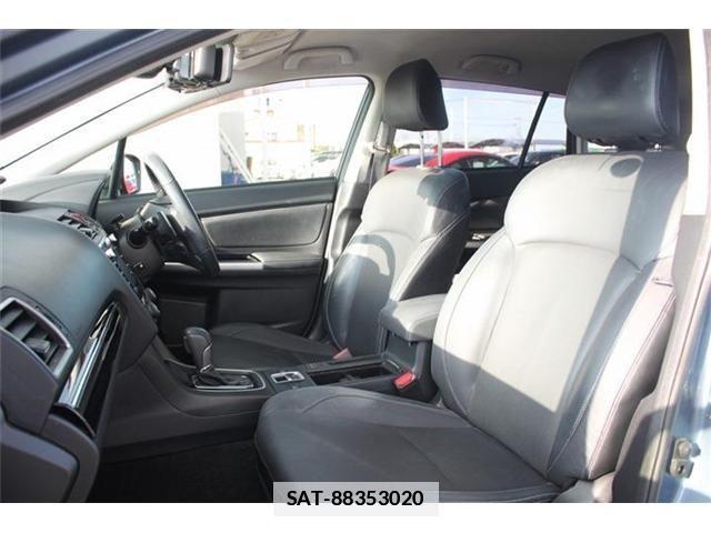 Subaru LEVORG 2017-09 7979736-29