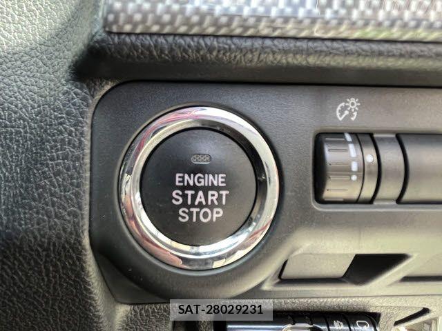 Subaru LEVORG 2015-02 7979732-25