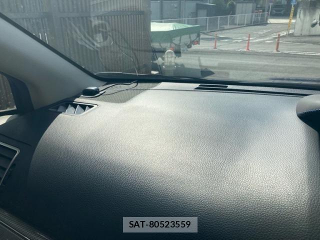 Subaru LEVORG 2015-09 8036375-25