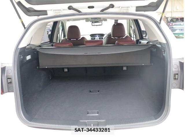 Subaru LEVORG 2019-04 8036358-7