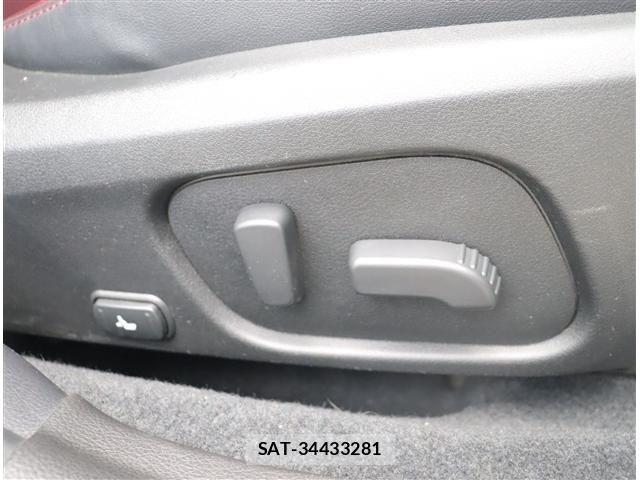 Subaru LEVORG 2019-04 8036358-5