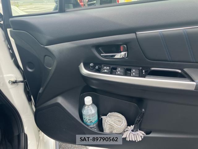 Subaru LEVORG 2018-01 8036368-9