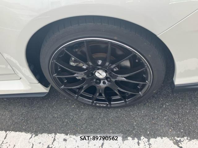 Subaru LEVORG 2018-01 8036368-2