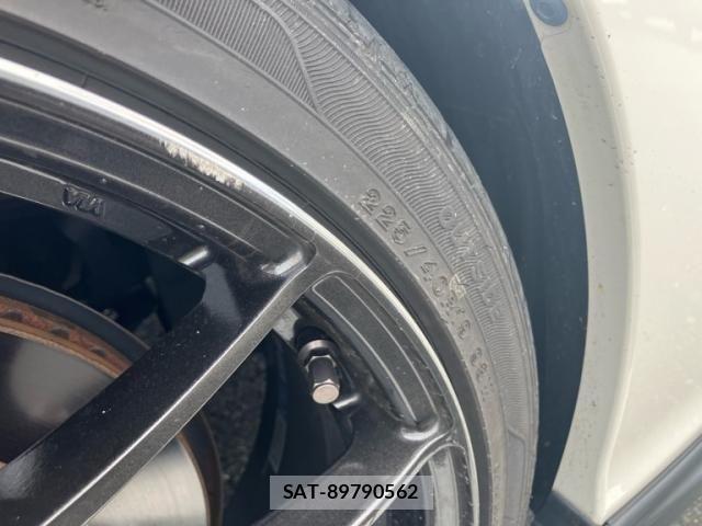 Subaru LEVORG 2018-01 8036368-3