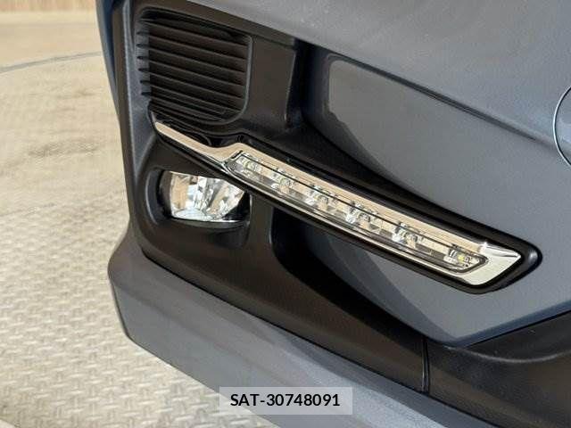 Subaru LEVORG 2018-06 8036370-24