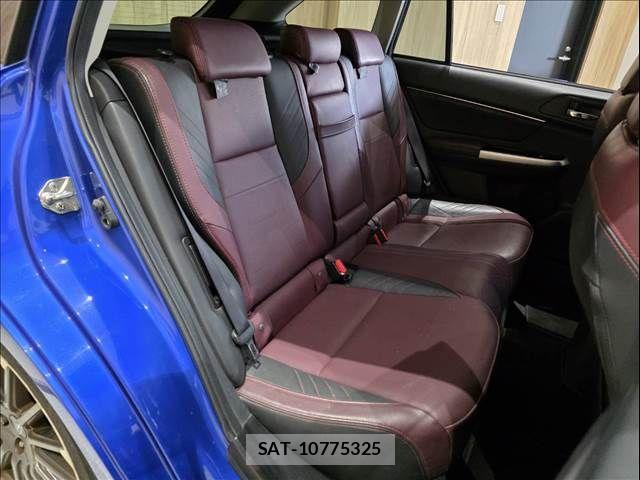Subaru LEVORG 2017-12 8036362-11