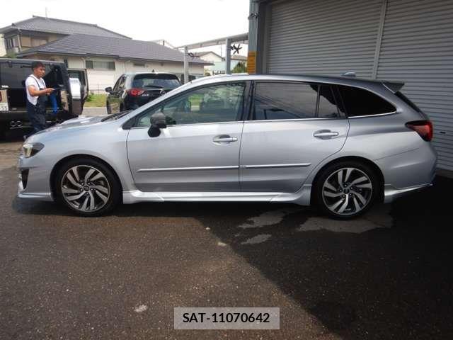 Subaru LEVORG 2017-09 8074314-17