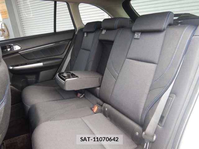 Subaru LEVORG 2017-09 8074314-8