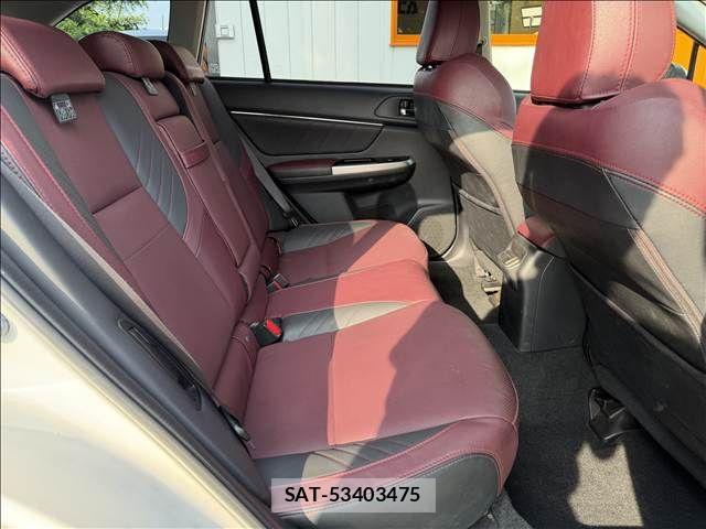 Subaru LEVORG 2017-09 8074309-25