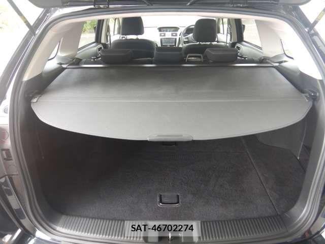 Subaru LEVORG 2016-02 8074317-10
