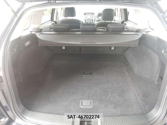 Subaru LEVORG 2016-02 8074317-11