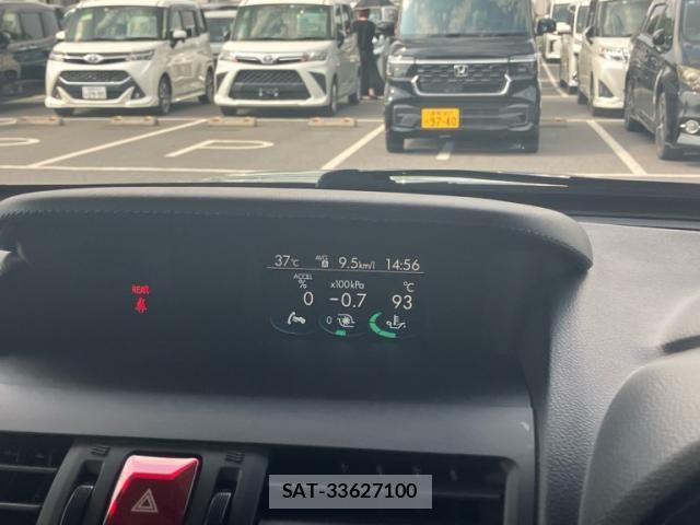 Subaru LEVORG 2014-08 8074320-11