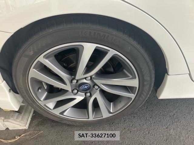Subaru LEVORG 2014-08 8074320-5